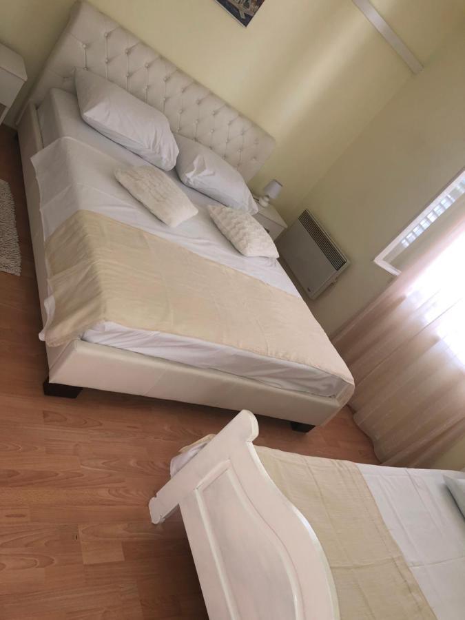 Apartmani Josipa Šibenik Esterno foto