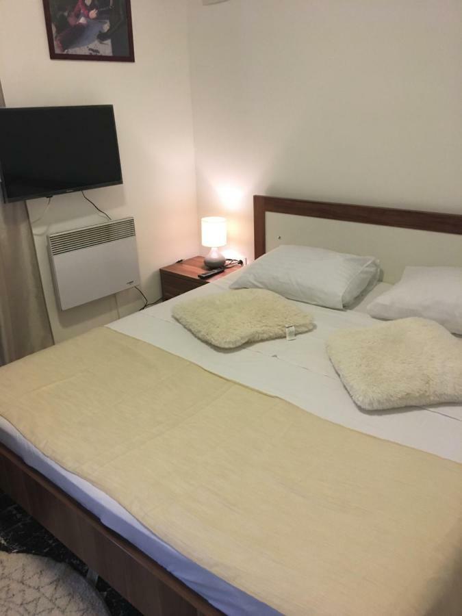 Apartmani Josipa Šibenik Esterno foto